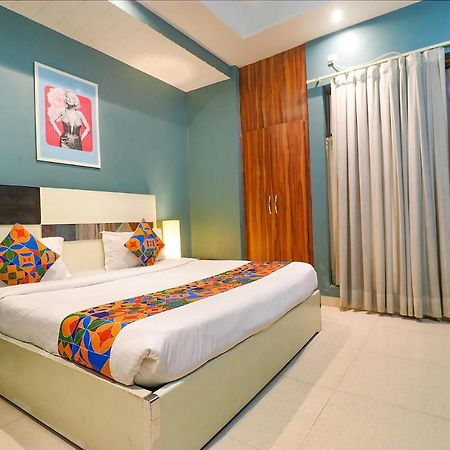 Fabhotel Church House Rohini デリー エクステリア 写真