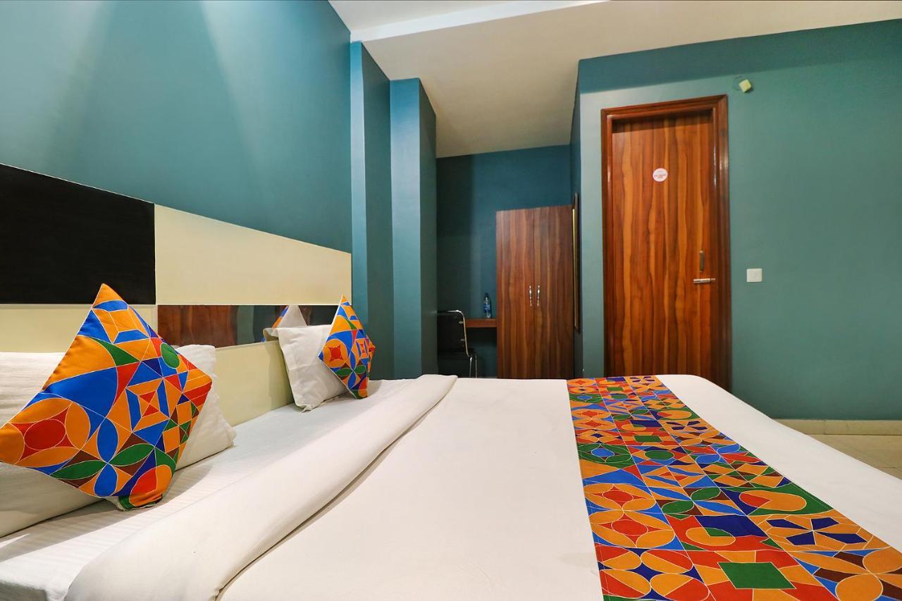 Fabhotel Church House Rohini デリー エクステリア 写真
