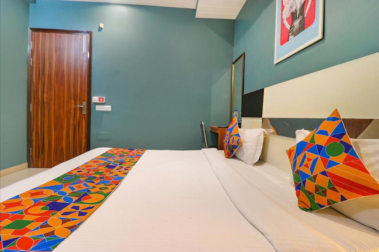 Fabhotel Church House Rohini デリー エクステリア 写真